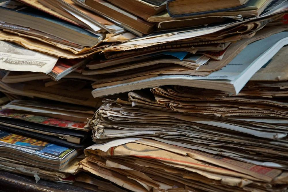 Newspapers & Magazines